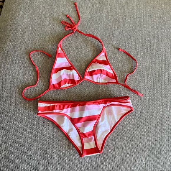 NWT! PINK striped triangle bikini top with bottoms Agua Doce Size L - Picture 1 of 6